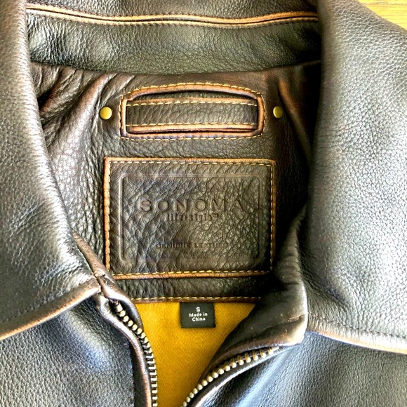 Leather jacket - Picture 3 of 5